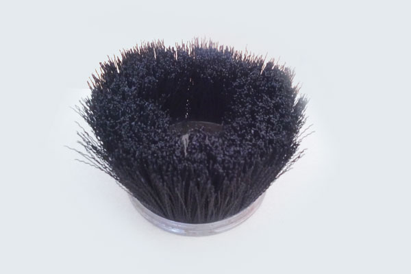 Cup-shaped strip brush