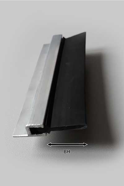 Rubber lip in aluminum profile_trim